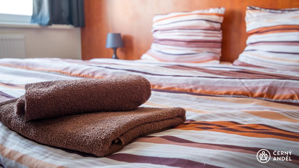 Cerny Andel Hotel Most Ngoại thất bức ảnh